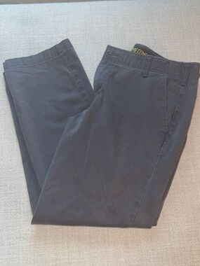 Lee Men's Dark Gray Straight Chino Pants